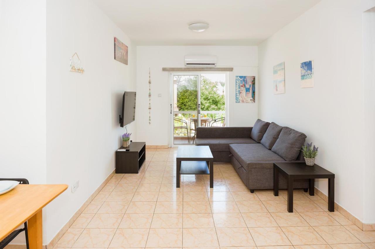 Mynapa Apartments Ayia Napa Exteriör bild