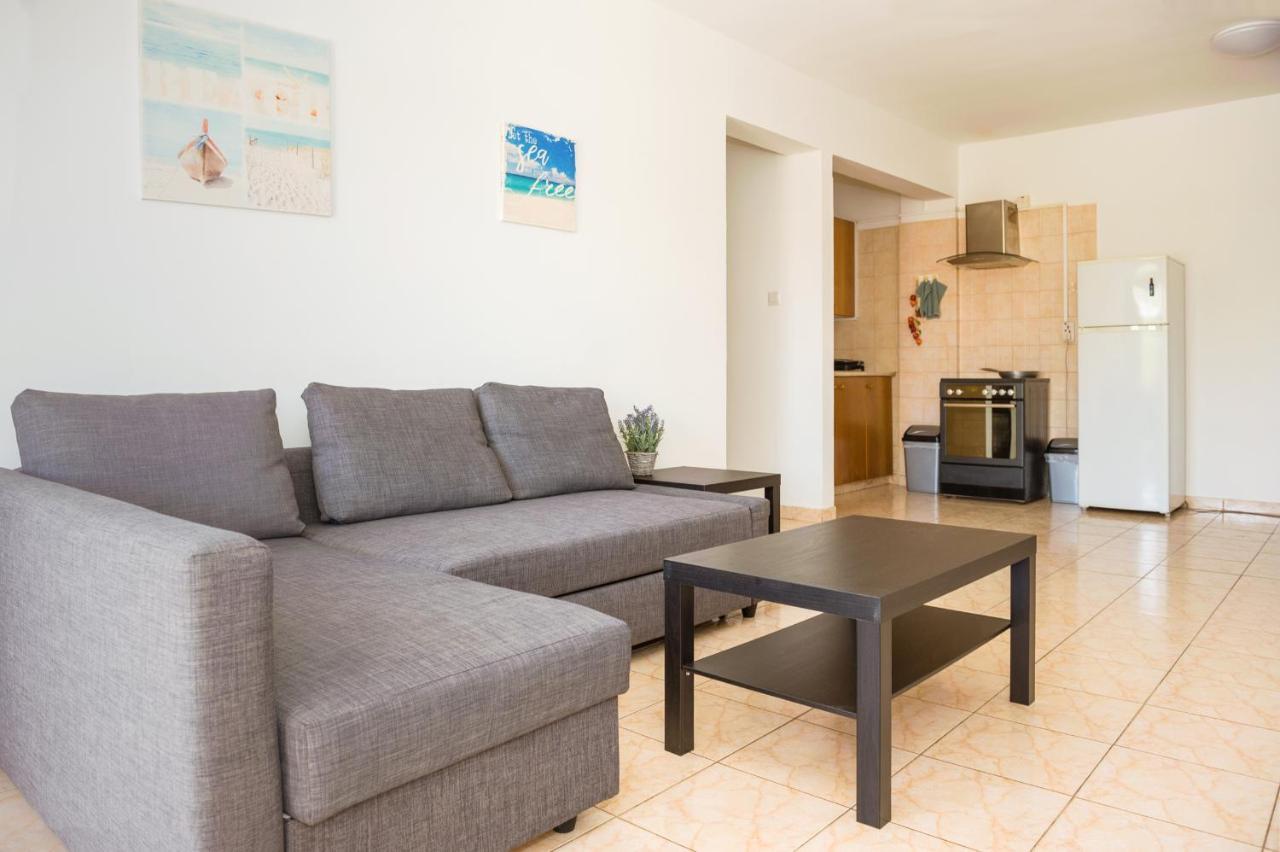 Mynapa Apartments Ayia Napa Exteriör bild