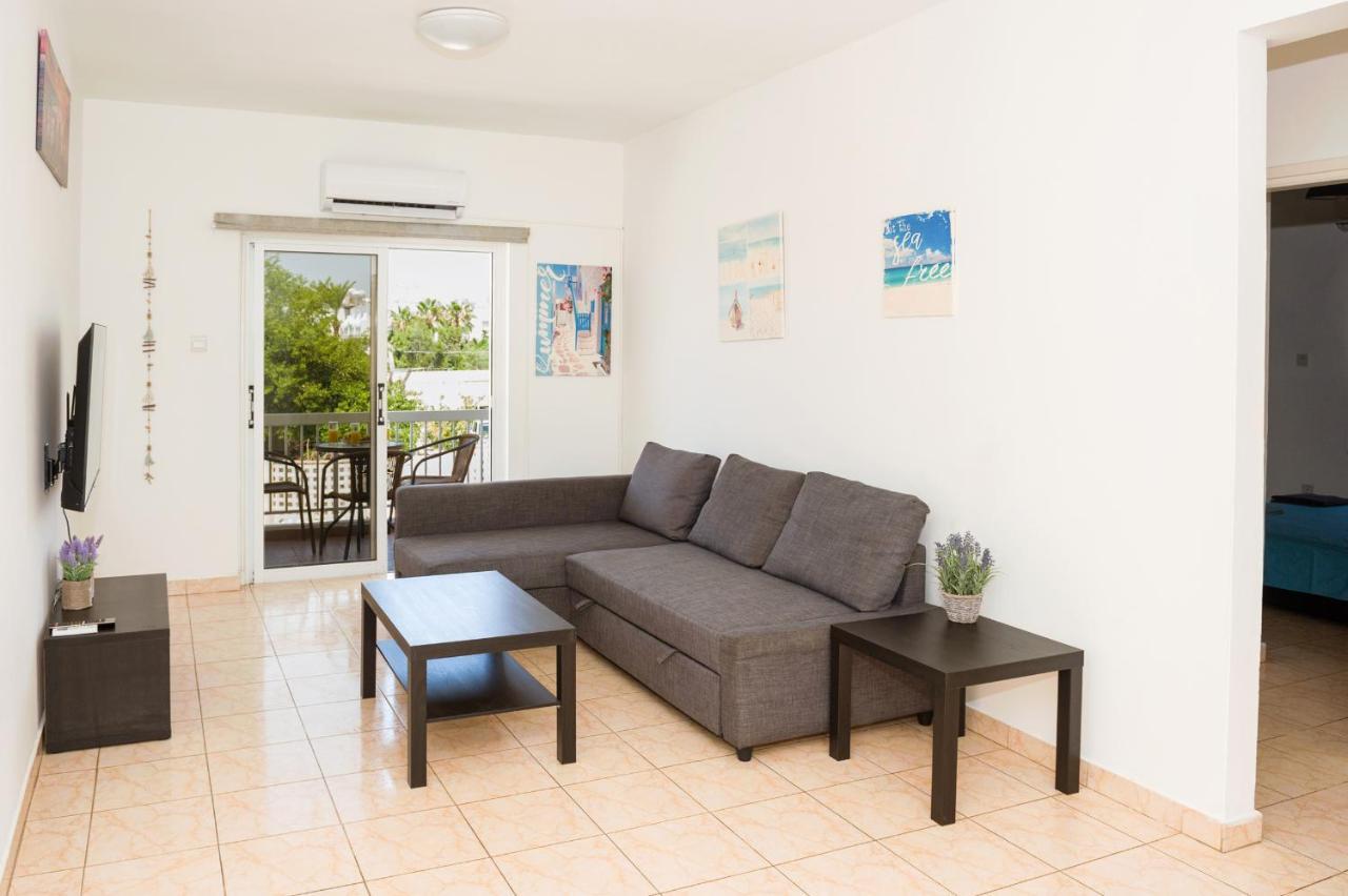 Mynapa Apartments Ayia Napa Exteriör bild