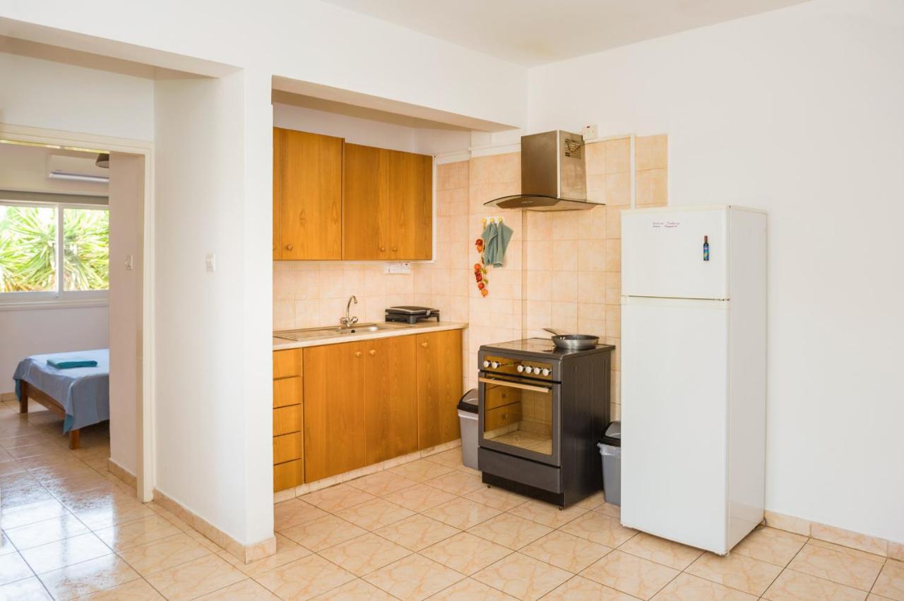 Mynapa Apartments Ayia Napa Exteriör bild