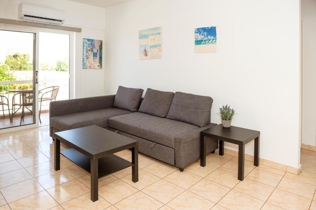 Mynapa Apartments Ayia Napa Exteriör bild