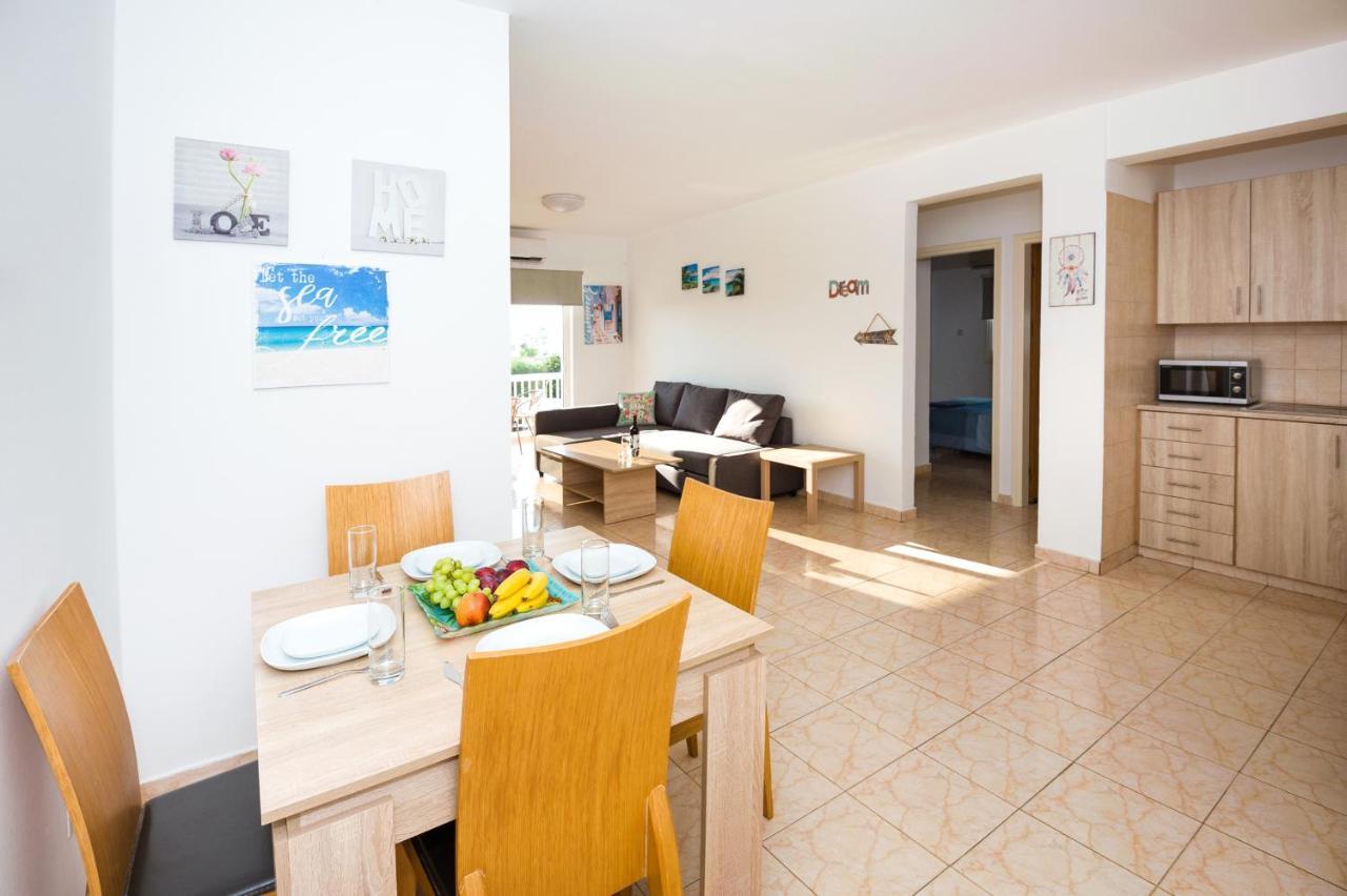 Mynapa Apartments Ayia Napa Exteriör bild