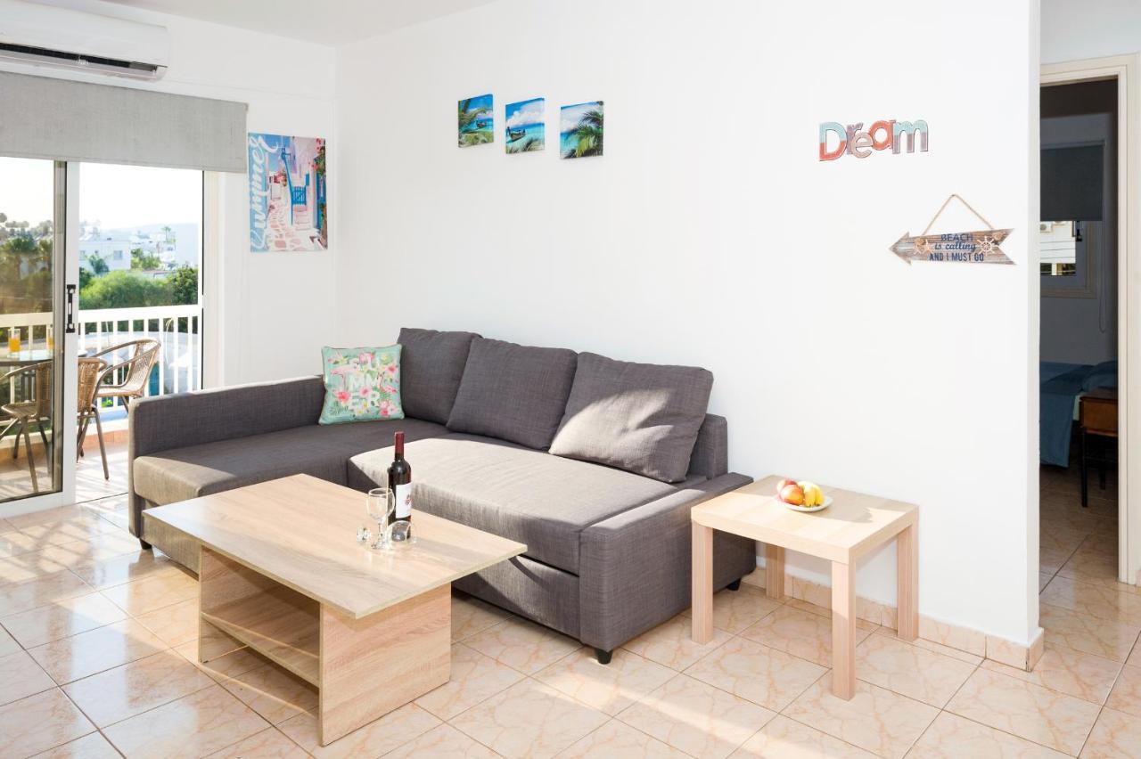 Mynapa Apartments Ayia Napa Exteriör bild