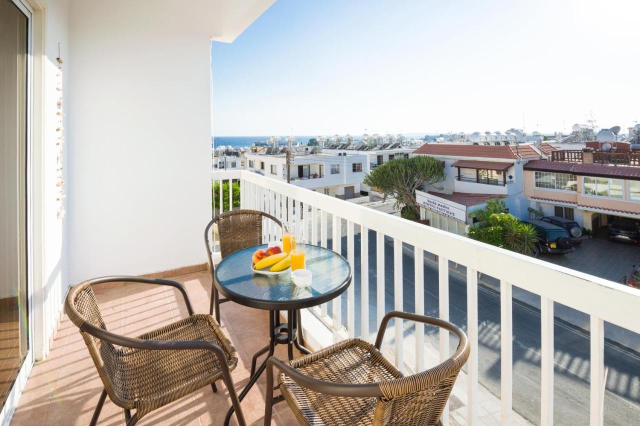 Mynapa Apartments Ayia Napa Exteriör bild